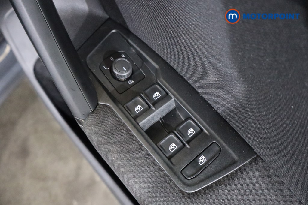 Volkswagen Tiguan Life Manual Petrol SUV - Stock Number (1560895) - 18th supplementary image