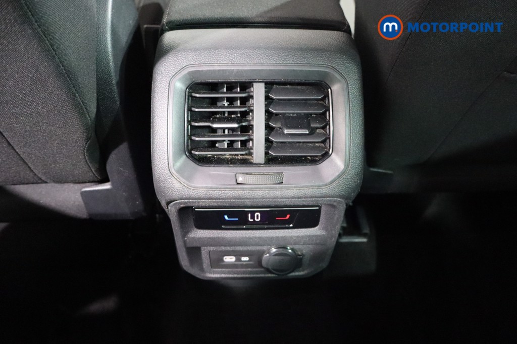 Volkswagen Tiguan Life Manual Petrol SUV - Stock Number (1560895) - 21st supplementary image