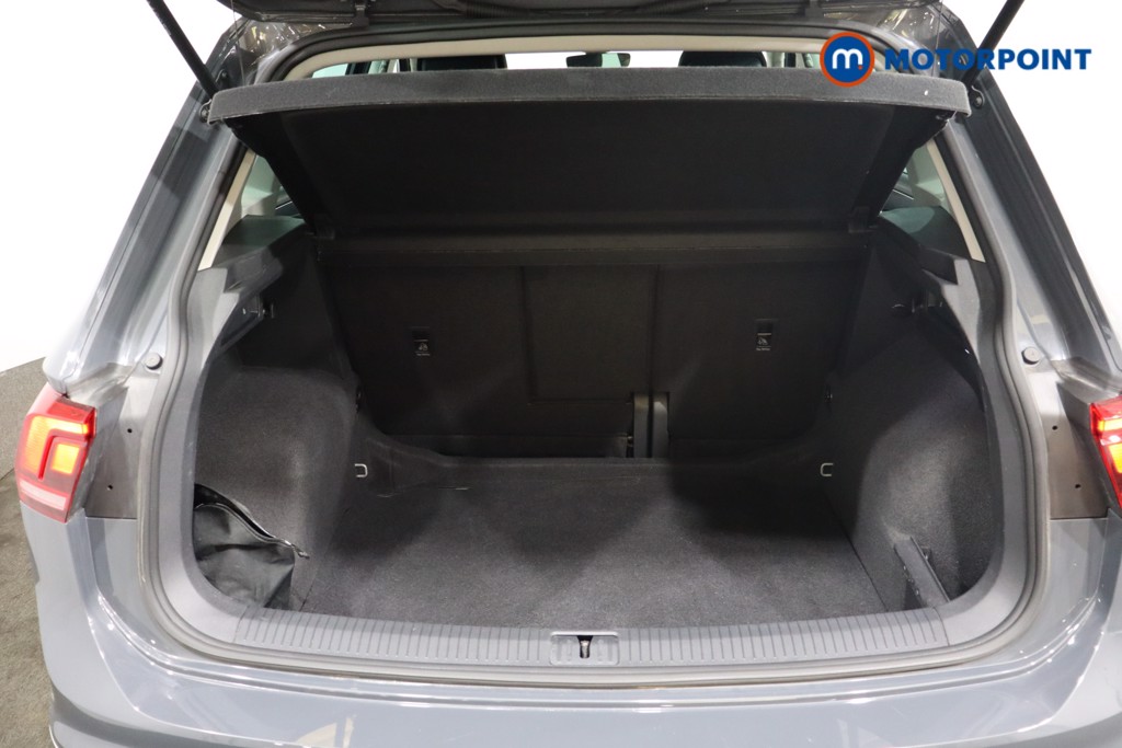 Volkswagen Tiguan Life Manual Petrol SUV - Stock Number (1560895) - 23rd supplementary image