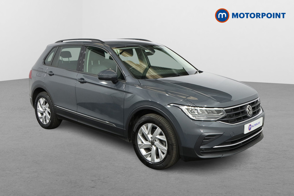 Volkswagen Tiguan Life Manual Petrol SUV - Stock Number (1560895) - Drivers side front corner