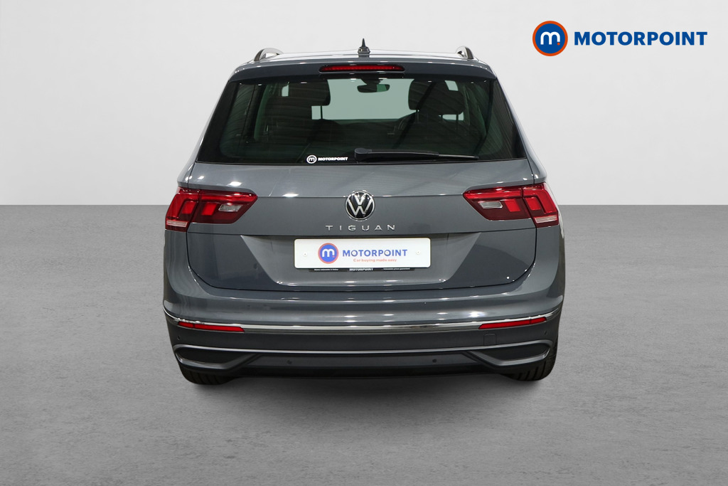 Volkswagen Tiguan Life Manual Petrol SUV - Stock Number (1560895) - Rear bumper