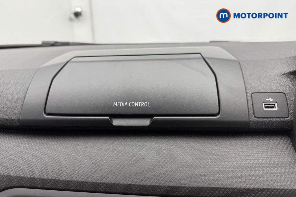 Dacia Sandero Stepway Essential Manual Petrol Hatchback - Stock Number (1562796) - 2nd supplementary image