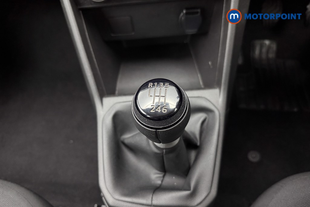 Dacia Sandero Stepway Essential Manual Petrol Hatchback - Stock Number (1562796) - 5th supplementary image