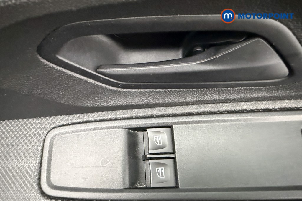 Dacia Sandero Stepway Essential Manual Petrol Hatchback - Stock Number (1562796) - 16th supplementary image