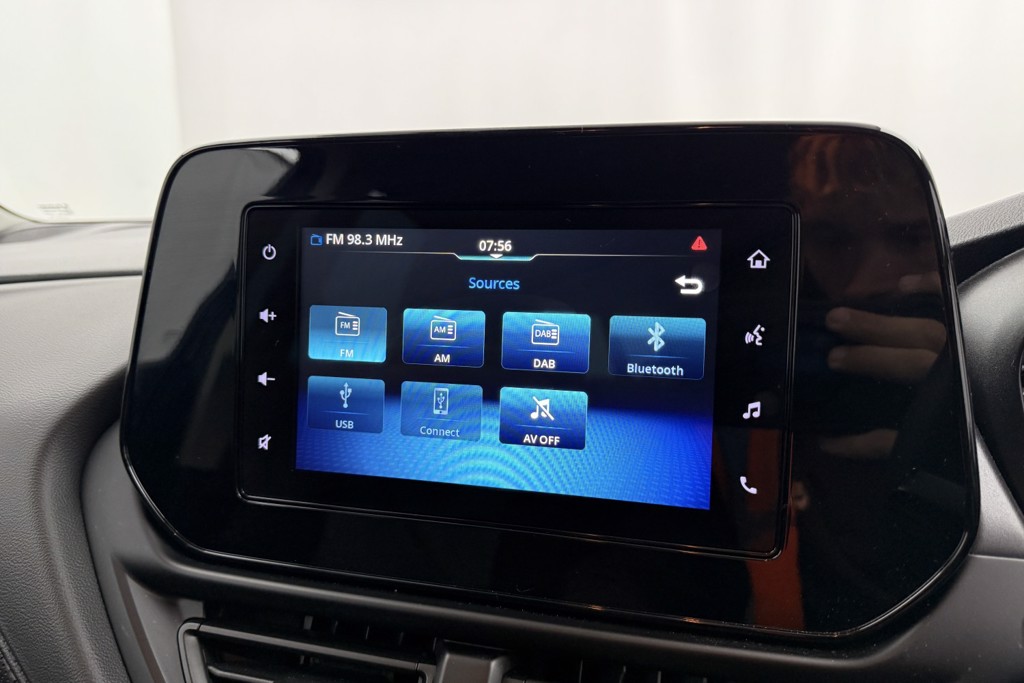 Suzuki S-Cross Motion Manual Petrol-Electric Hybrid SUV - Stock Number (1563022) - 7th supplementary image