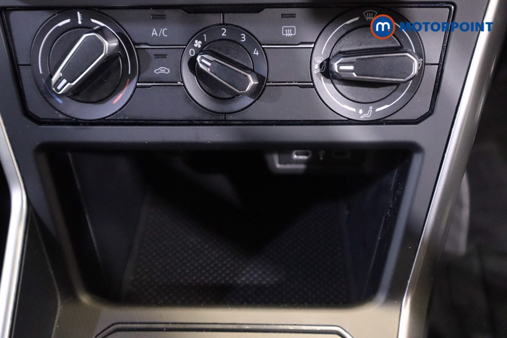 Volkswagen Polo Life Manual Petrol Hatchback - Stock Number (1563928) - 20th supplementary image