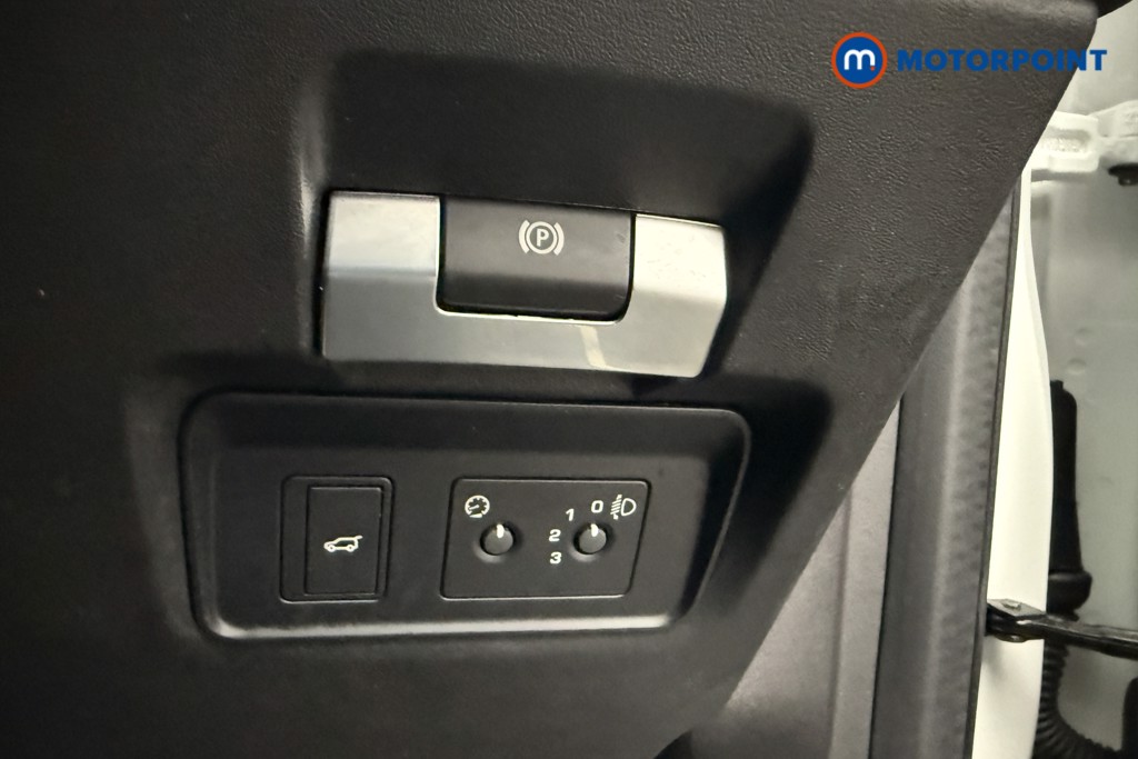 Land Rover Discovery Sport S Automatic Diesel SUV - Stock Number (1564245) - 14th supplementary image