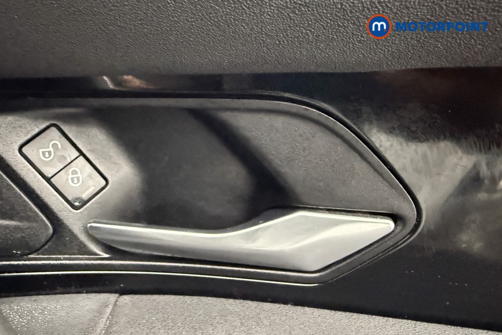 Land Rover Discovery Sport S Automatic Diesel SUV - Stock Number (1564245) - 16th supplementary image