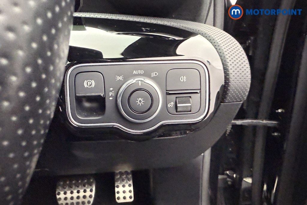 Mercedes-Benz A Class Amg Line Automatic Petrol Plug-In Hybrid Hatchback - Stock Number (1564292) - 14th supplementary image