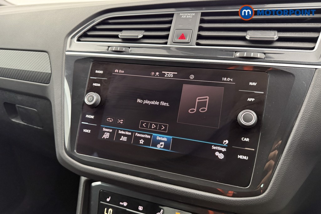 Volkswagen Tiguan R-Line Automatic Petrol SUV - Stock Number (1564946) - 7th supplementary image