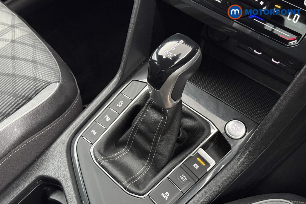Volkswagen Tiguan R-Line Automatic Petrol SUV - Stock Number (1564946) - 14th supplementary image