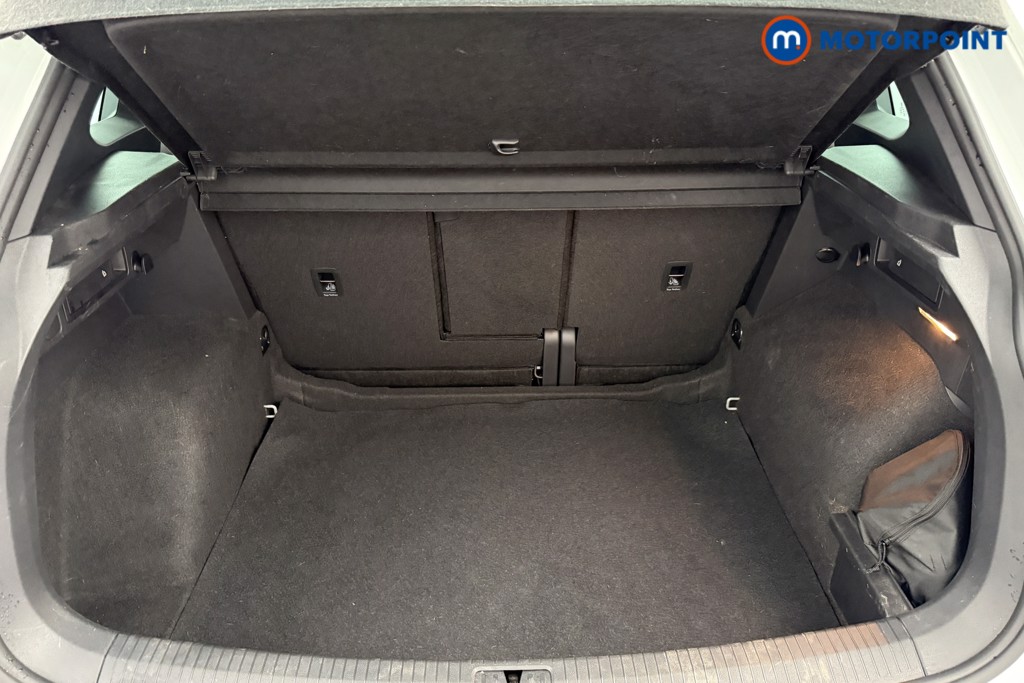 Volkswagen Tiguan R-Line Automatic Petrol SUV - Stock Number (1564946) - 28th supplementary image