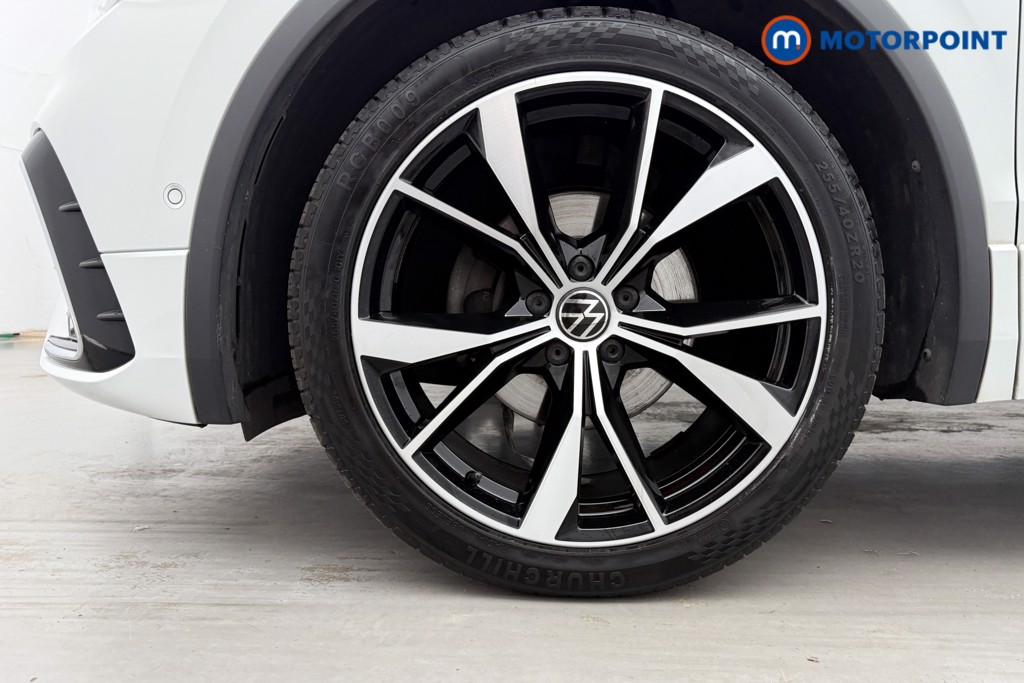 Volkswagen Tiguan R-Line Automatic Petrol SUV - Stock Number (1564946) - 32nd supplementary image