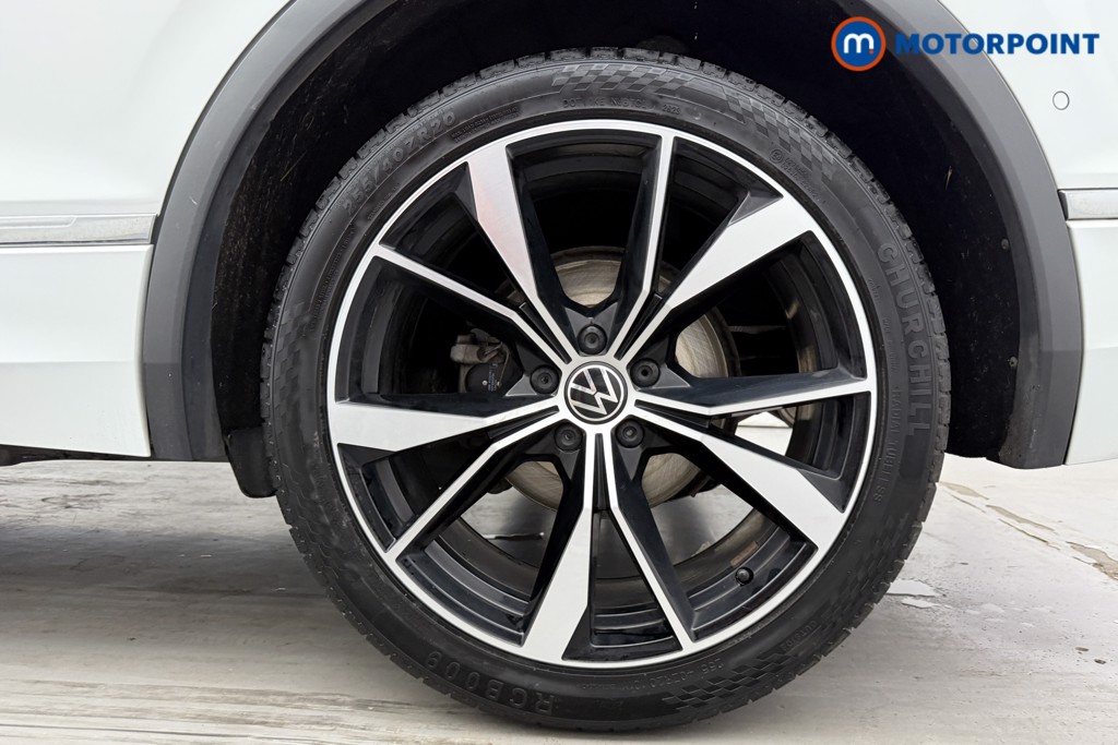 Volkswagen Tiguan R-Line Automatic Petrol SUV - Stock Number (1564946) - 33rd supplementary image
