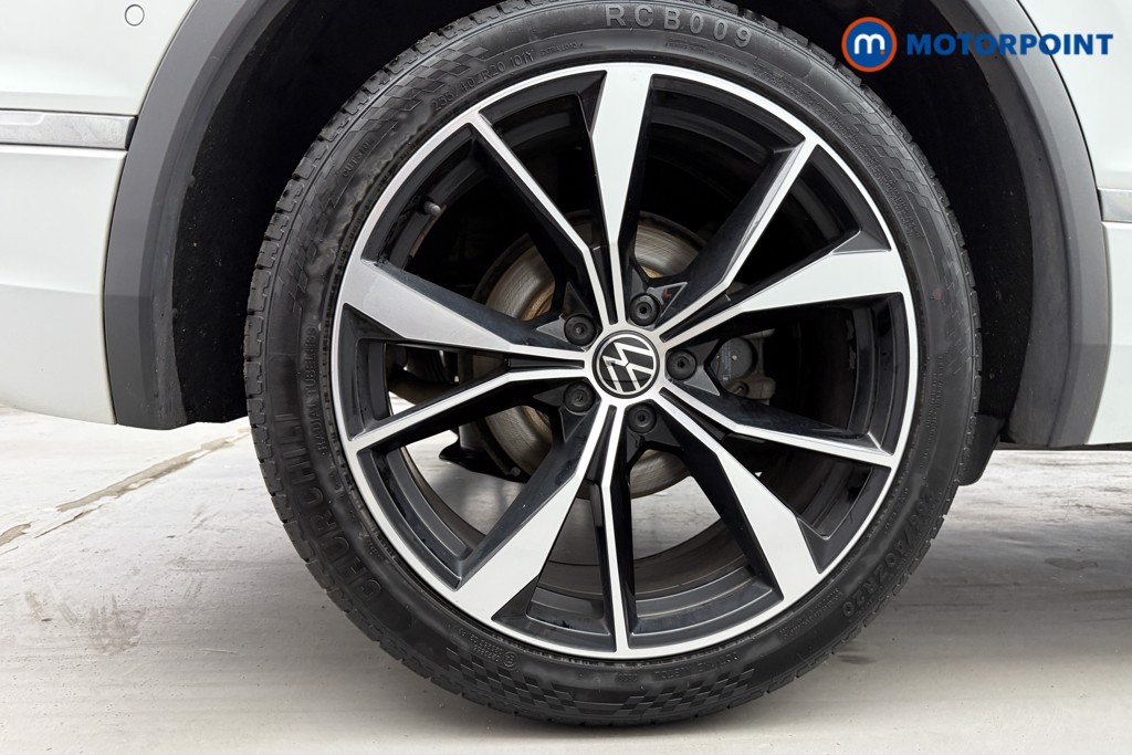Volkswagen Tiguan R-Line Automatic Petrol SUV - Stock Number (1564946) - 34th supplementary image