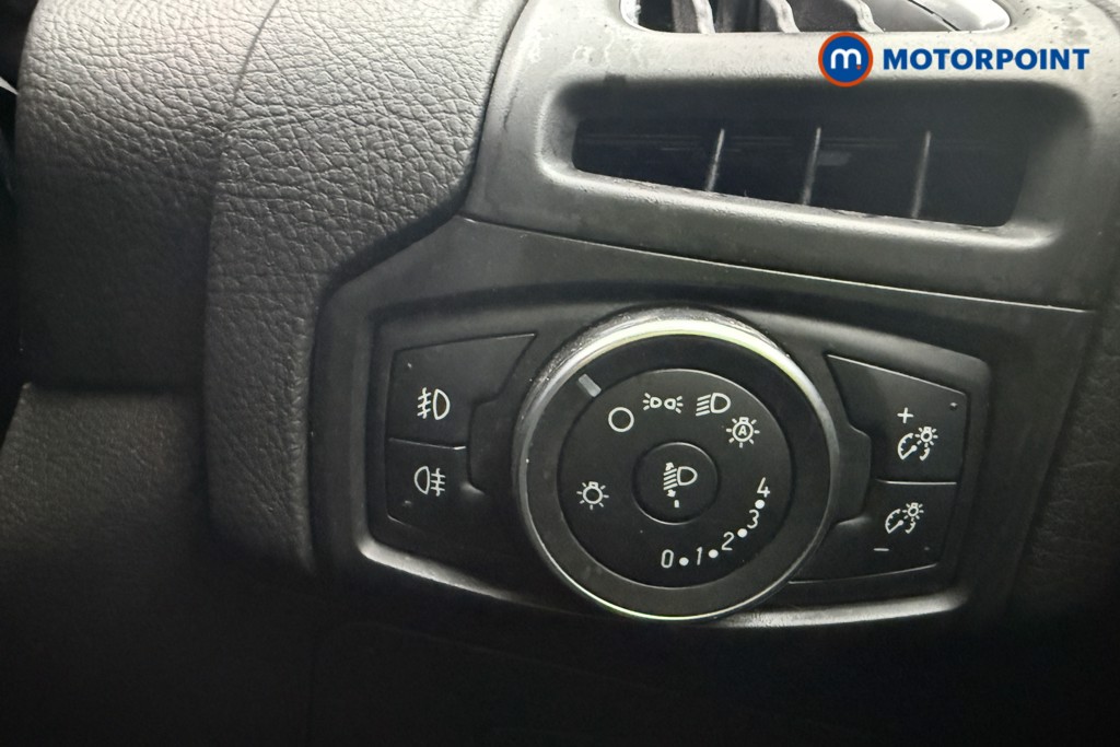Ford Focus Titanium Manual Diesel Hatchback - Stock Number (1565051) - 17th supplementary image