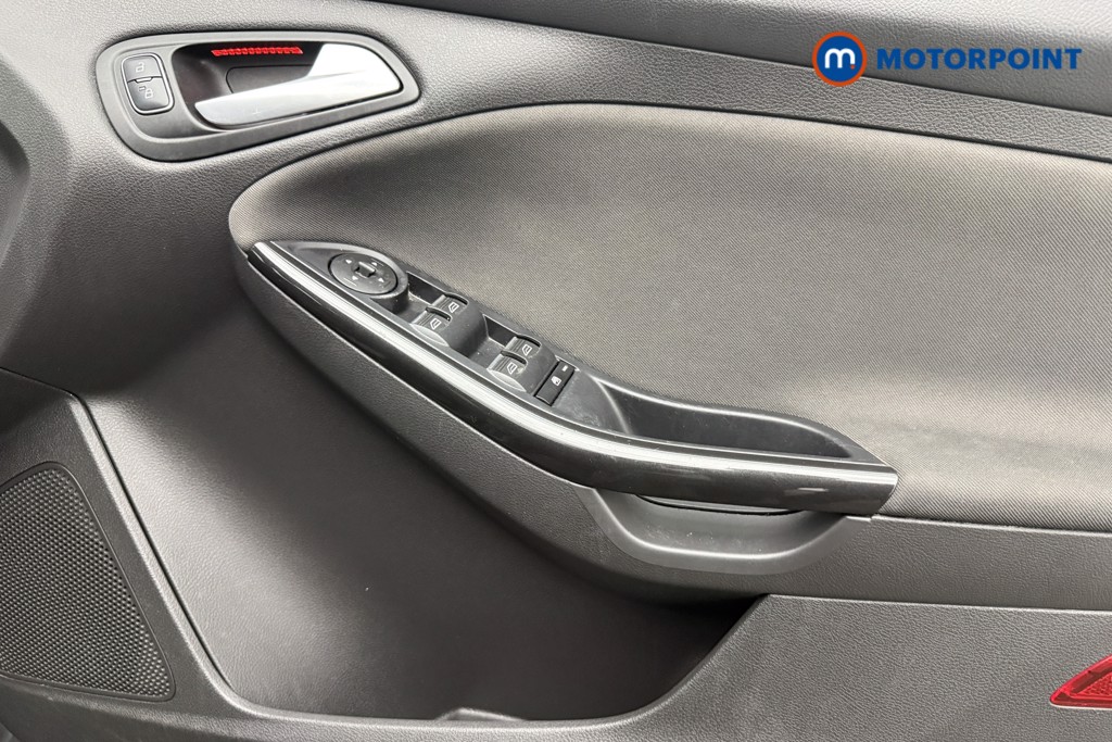 Ford Focus Titanium Manual Diesel Hatchback - Stock Number (1565051) - 18th supplementary image