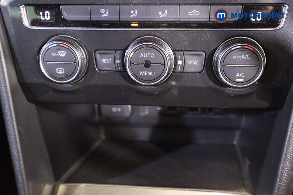 Volkswagen Tiguan Match Manual Diesel SUV - Stock Number (1565068) - 20th supplementary image