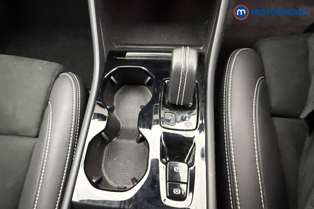 Volvo Xc40 R Design Automatic Petrol SUV - Stock Number (1565486) - 11th supplementary image