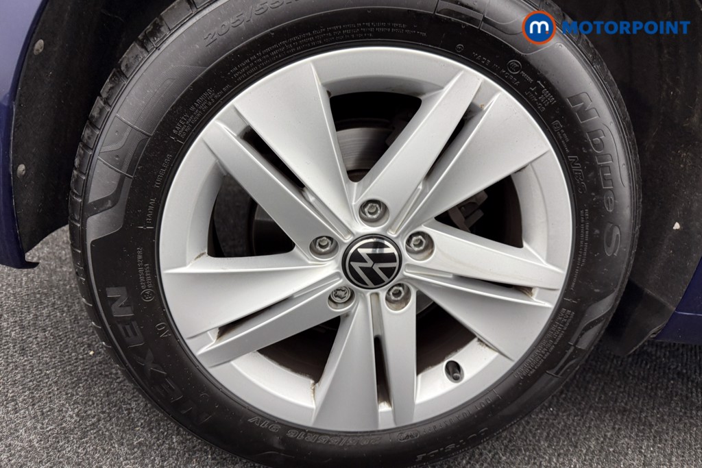 Volkswagen Golf Life Manual Petrol Hatchback - Stock Number (1565665) - 32nd supplementary image