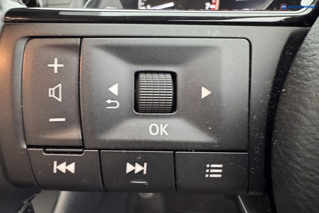 Nissan Qashqai Acenta Premium Automatic Petrol SUV - Stock Number (1566630) - 18th supplementary image
