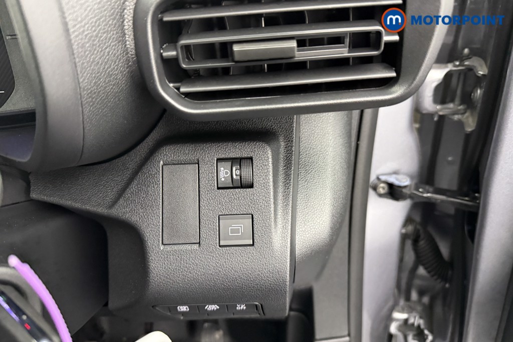 Vauxhall Combo Cargo Prime Manual Diesel Crew Bus - Stock Number (1567025) - 10th supplementary image