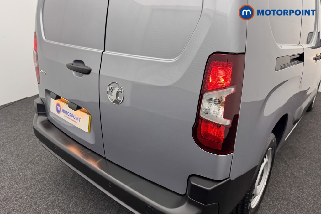 Vauxhall Combo Cargo Prime Manual Diesel Crew Bus - Stock Number (1567025) - 19th supplementary image