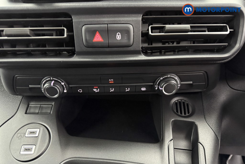 Vauxhall Combo Cargo Prime Manual Diesel Crew Bus - Stock Number (1567138) - 10th supplementary image
