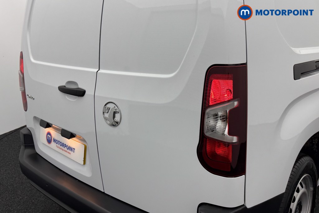 Vauxhall Combo Cargo Prime Manual Diesel Crew Bus - Stock Number (1567138) - 23rd supplementary image