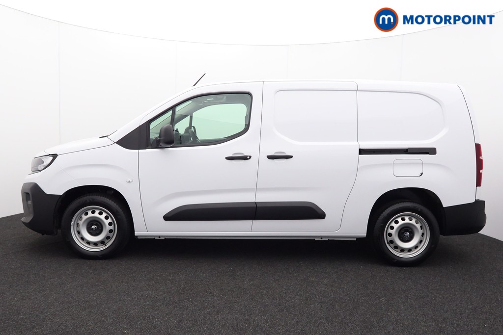 Vauxhall Combo Cargo Prime Manual Diesel Crew Bus - Stock Number (1567138) - Passenger side