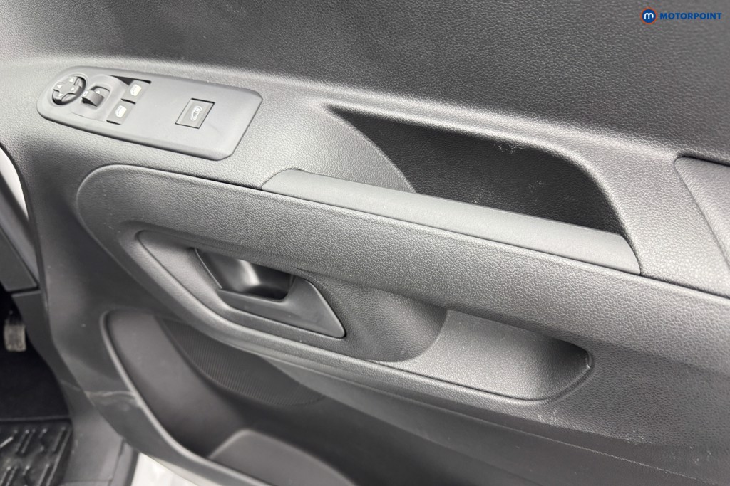Vauxhall Combo Cargo Prime Automatic Electric Panel Van - Stock Number (1567158) - 23rd supplementary image