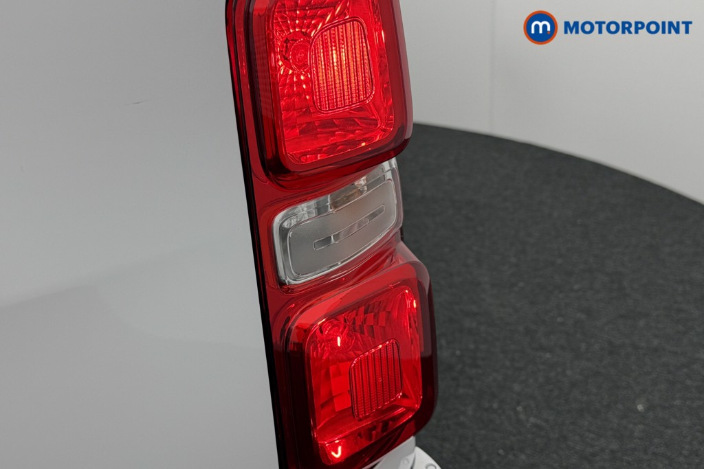 Vauxhall Vivaro Prime Manual Diesel Crew Bus - Stock Number (1567284) - 19th supplementary image