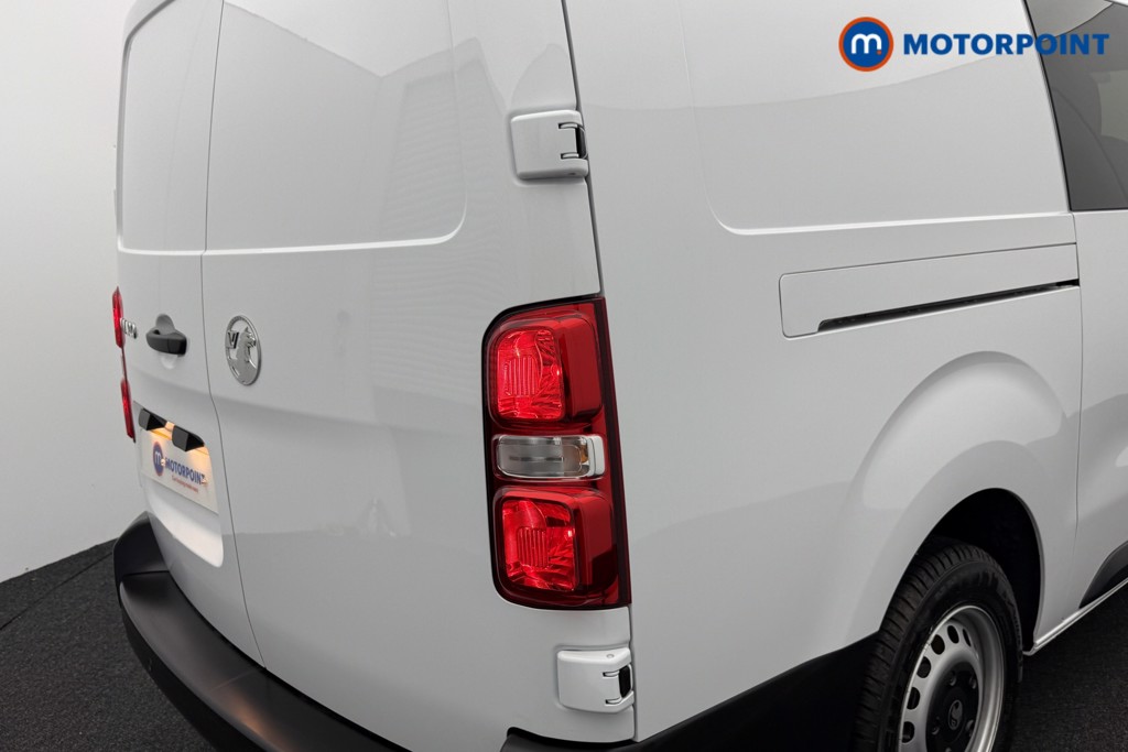 Vauxhall Vivaro Prime Manual Diesel Crew Bus - Stock Number (1567284) - 20th supplementary image