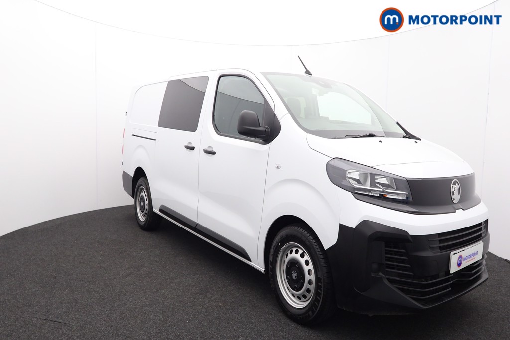 Vauxhall Vivaro Prime Manual Diesel Crew Bus - Stock Number (1567284) - Drivers side front corner