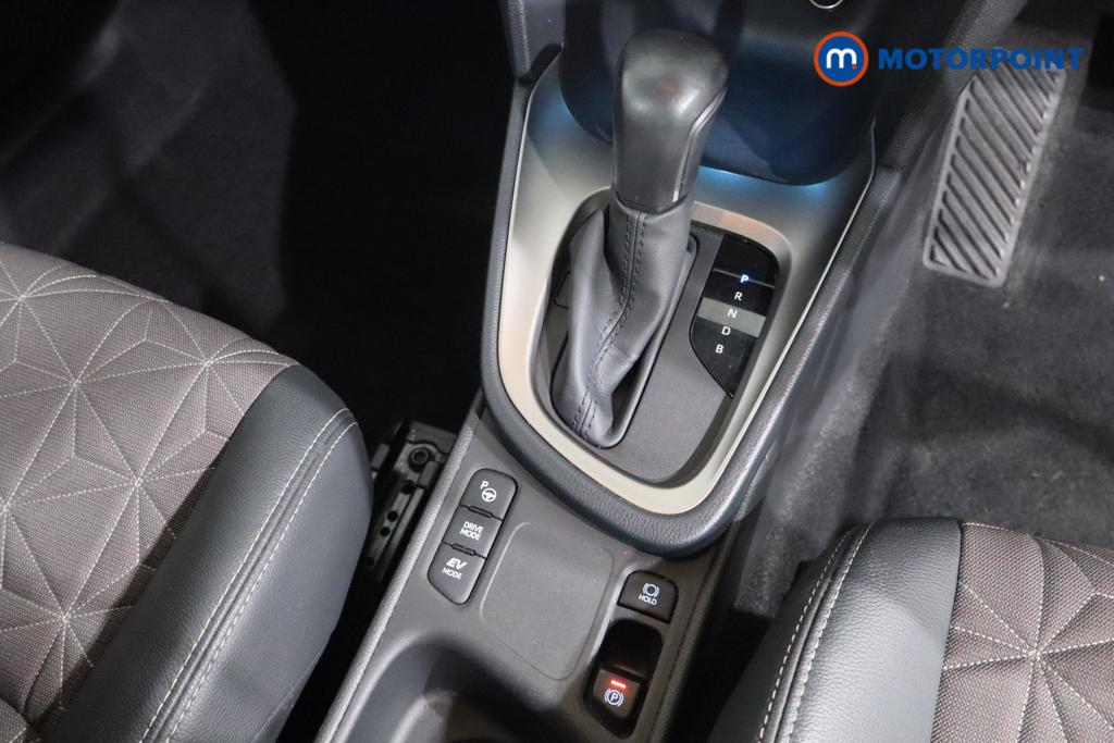 Toyota Yaris Cross Excel Automatic Petrol-Electric Hybrid Estate - Stock Number (1567885) - 4th supplementary image