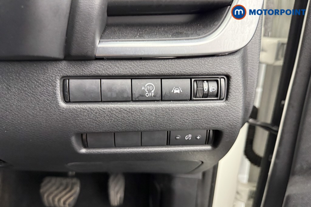 Nissan Qashqai Acenta Premium Automatic Petrol SUV - Stock Number (1568033) - 13th supplementary image