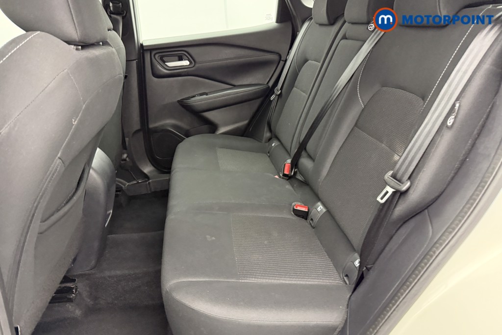 Nissan Qashqai Acenta Premium Automatic Petrol SUV - Stock Number (1568033) - 21st supplementary image