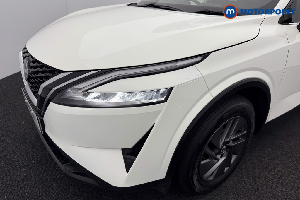 Nissan Qashqai Acenta Premium Automatic Petrol SUV - Stock Number (1568033) - 26th supplementary image