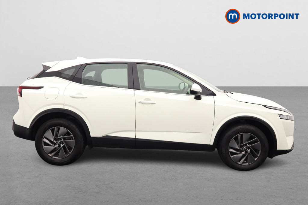 Nissan Qashqai Acenta Premium Automatic Petrol SUV - Stock Number (1568033) - Drivers side