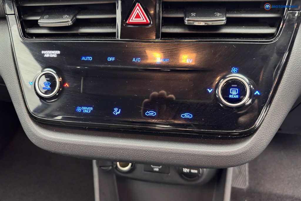 Hyundai Ioniq Premium Automatic Electric Hatchback - Stock Number (1568053) - 17th supplementary image