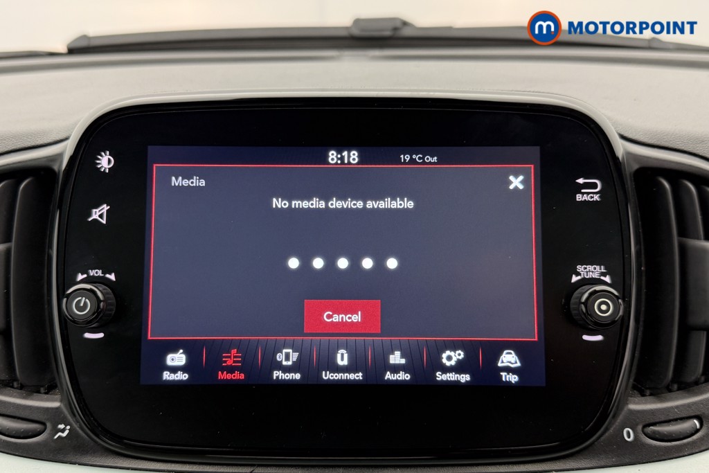 Fiat 500 Dolcevita Manual Petrol-Electric Hybrid Hatchback - Stock Number (1568171) - 6th supplementary image