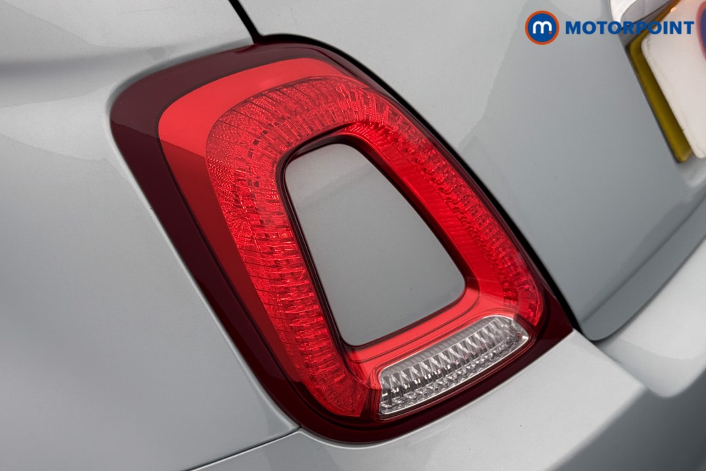 Fiat 500 Dolcevita Manual Petrol-Electric Hybrid Hatchback - Stock Number (1568171) - 20th supplementary image