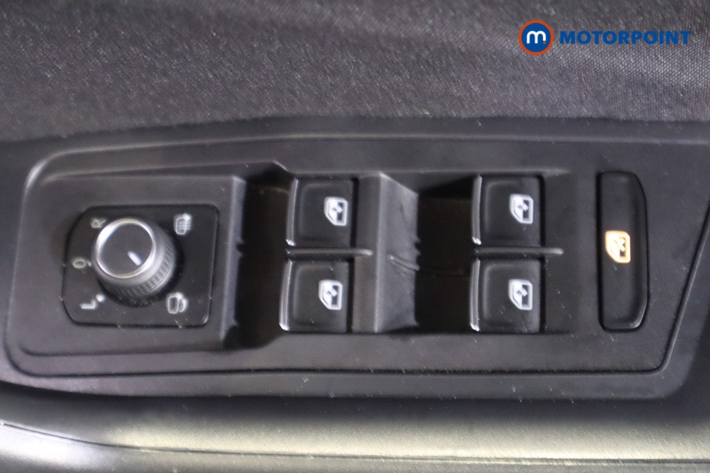 Volkswagen T-Roc Black Edition Automatic Petrol SUV - Stock Number (1568377) - 15th supplementary image