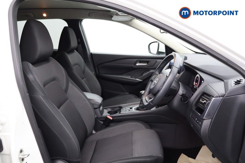 Nissan Qashqai N-Connecta Manual Petrol SUV - Stock Number (1568571) - 11th supplementary image