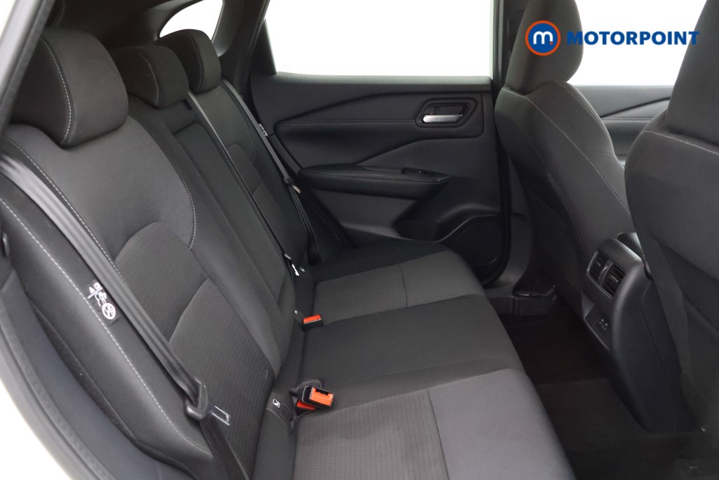 Nissan Qashqai N-Connecta Manual Petrol SUV - Stock Number (1568571) - 12th supplementary image