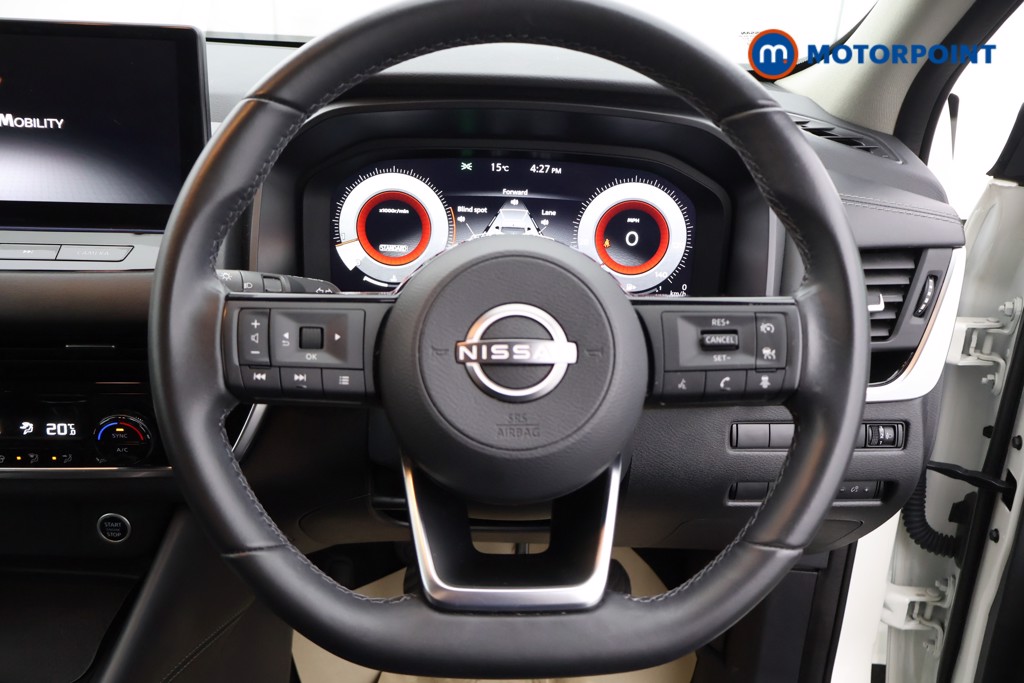 Nissan Qashqai N-Connecta Manual Petrol SUV - Stock Number (1568571) - 1st supplementary image