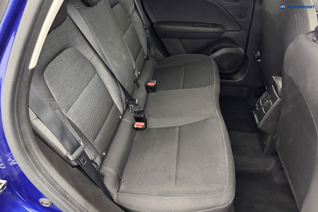 Renault Captur Iconic Manual Petrol SUV - Stock Number (1568592) - 4th supplementary image