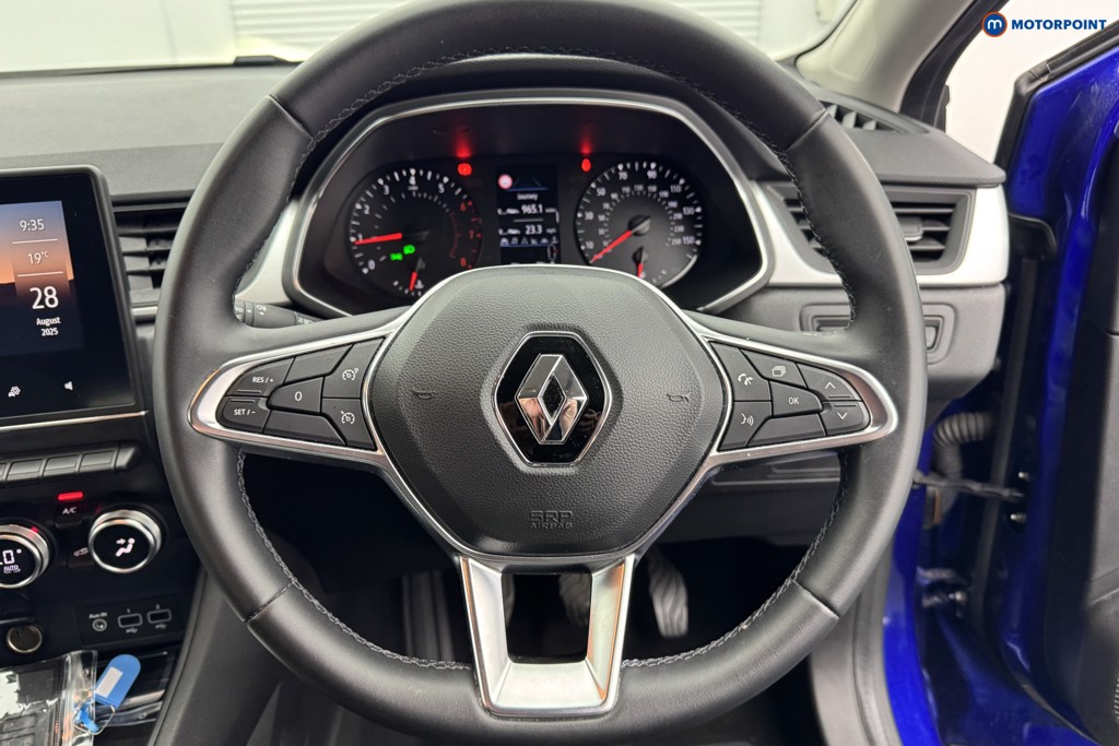 Renault Captur Iconic Manual Petrol SUV - Stock Number (1568592) - 6th supplementary image