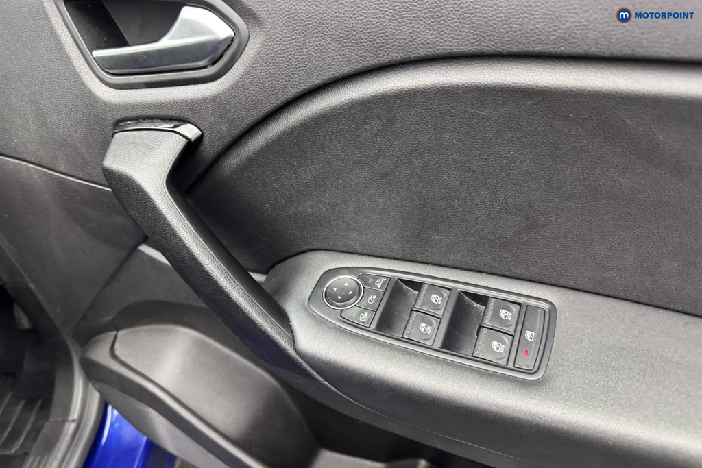 Renault Captur Iconic Manual Petrol SUV - Stock Number (1568592) - 23rd supplementary image