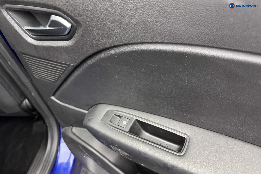 Renault Captur Iconic Manual Petrol SUV - Stock Number (1568592) - 25th supplementary image